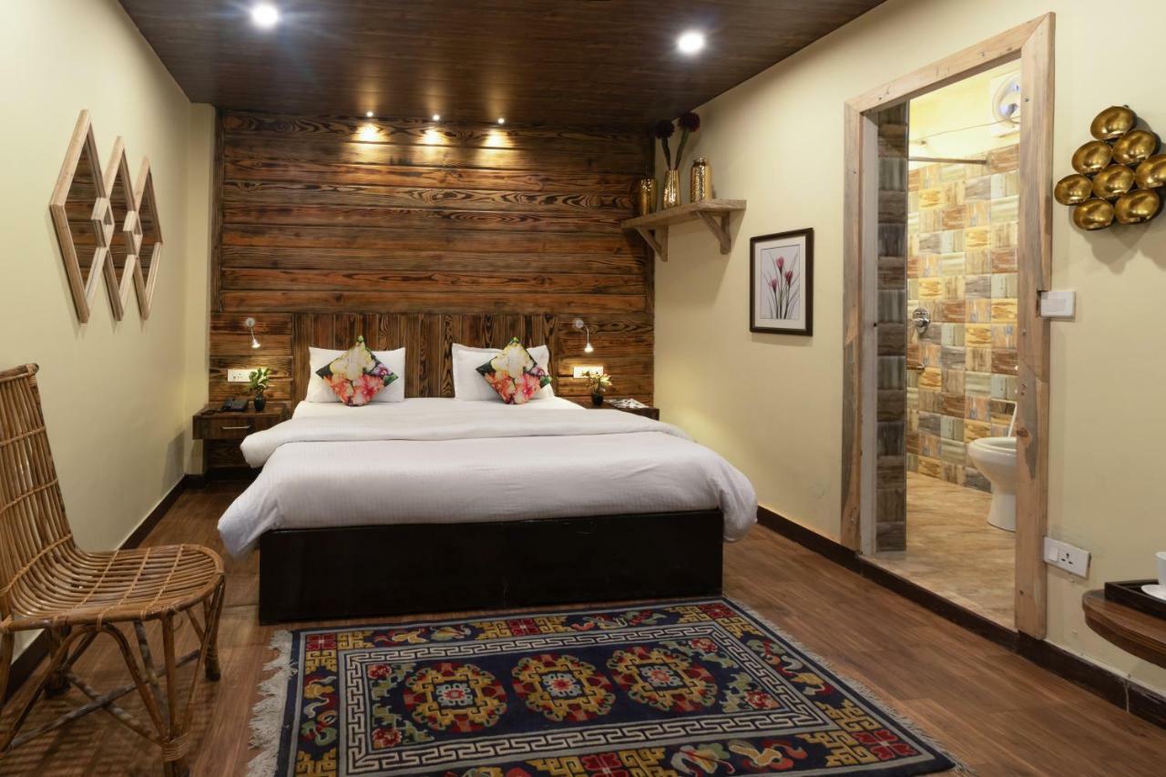 Nirvana Lodge And Lounge Mussoorie Ngoại thất bức ảnh